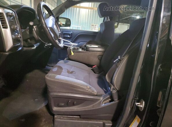 3GCUKREC2JG359897 2018 CHEVROLET SILVERADO Черный Вид салона спереди