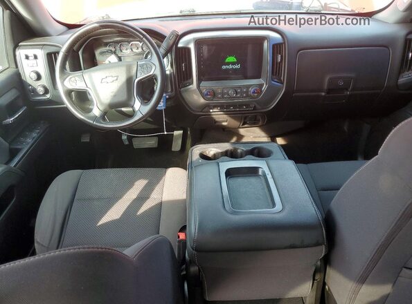 3GCUKREC5HG479607 2017 CHEVROLET SILVERADO Красный Вид панели приборов