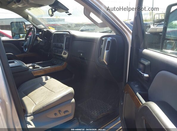 3GCUKSEC2HG458558 2017 CHEVROLET SILVERADO Silver წინა სალონის ხედი