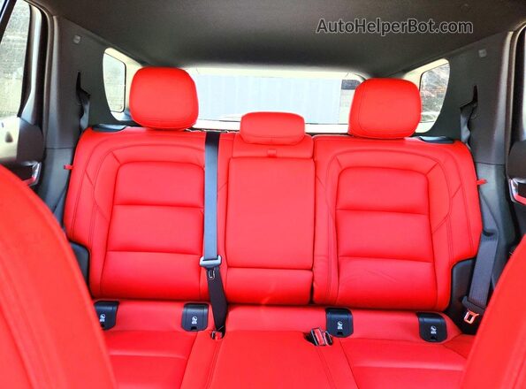 3GKALMEG9TL322687 2026 GMC TERRAIN Черный Вид задних сидений