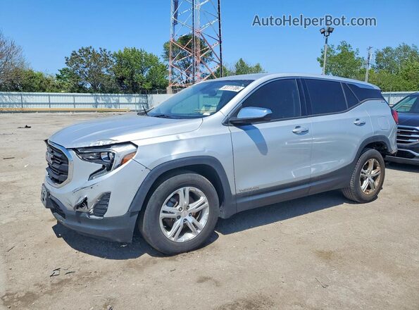 3GKALMEV3LL154138 2020 GMC TERRAIN Silver Vista tres cuartos delantera izquierda