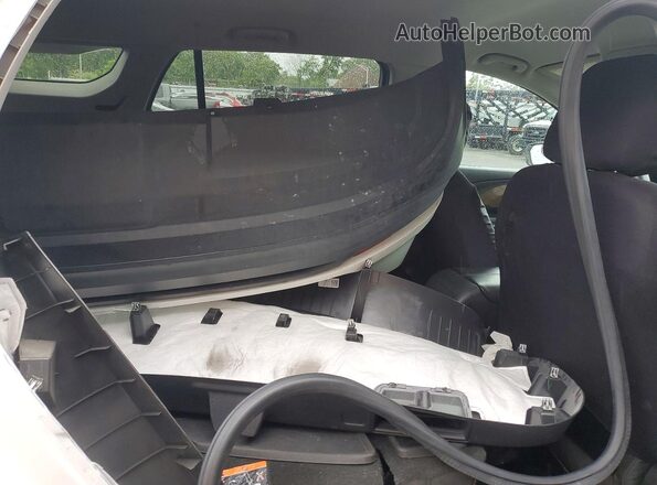 3GKALMEV7KL336584 2019 GMC TERRAIN Белый Вид задней части салона