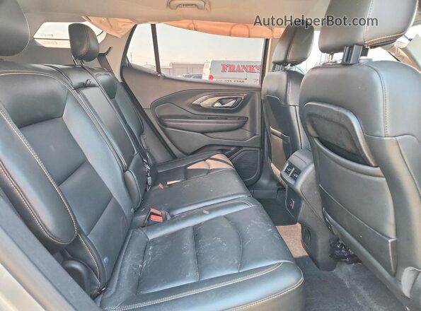 3GKALPEV7KL183593 2019 GMC TERRAIN Silver Widok wnętrza z tyłu