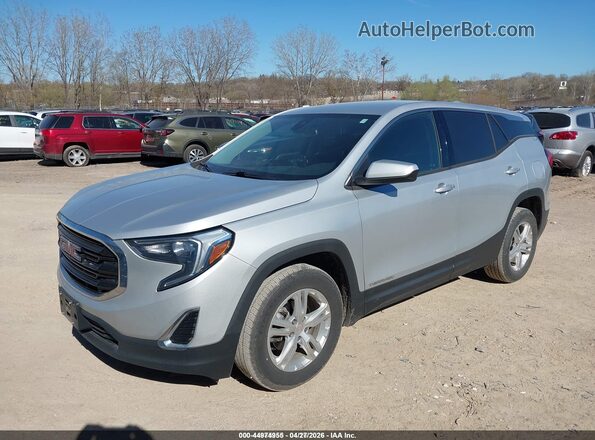 3GKALTEV8LL296219 2020 GMC TERRAIN Серебряный Вид спереди