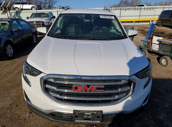 3GKALVEV9JL253047 2018 GMC TERRAIN Белый Вид спереди