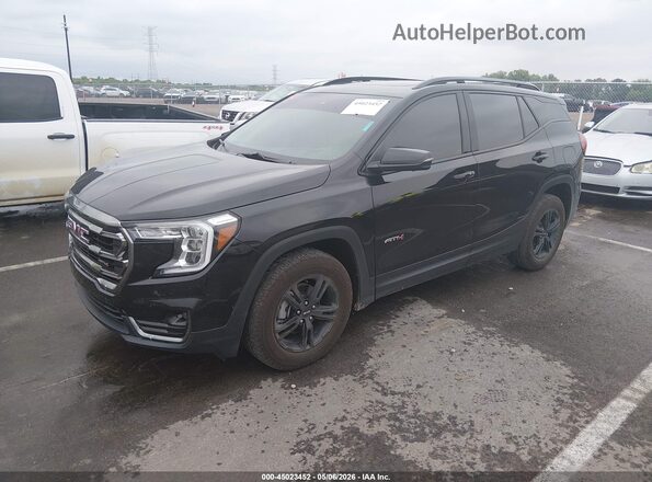 3GKALYEG1RL375206 2024 GMC TERRAIN Черный Передняя левая четверть