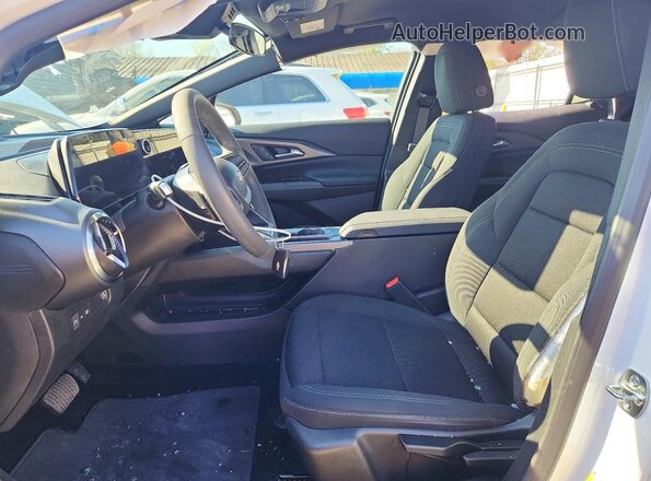 3GN7DMRP4SS237541 2025 CHEVROLET EQUINOX Белый Вид салона спереди