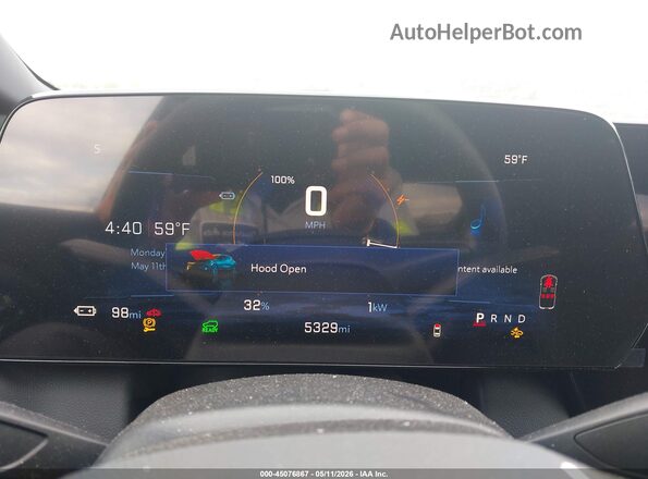3GN7DMRPXSS243389 2025 CHEVROLET EQUINOX Бордовый Вид задних сидений