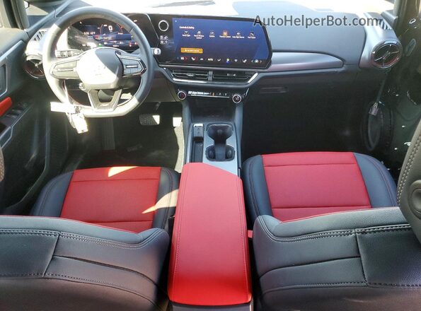 3GN7DSRP4SS243280 2025 CHEVROLET EQUINOX Черный Вид панели приборов
