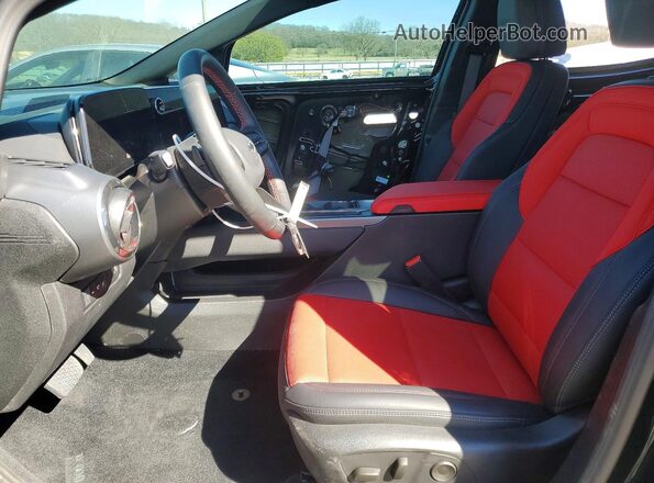 3GN7DSRP4SS243280 2025 CHEVROLET EQUINOX Черный Вид салона спереди