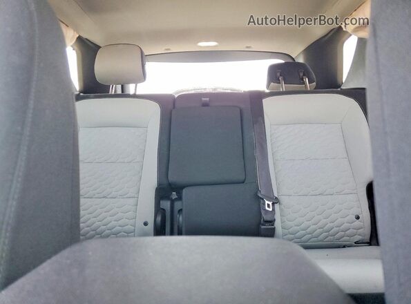3GNAXJEV6JS501230 2018 CHEVROLET EQUINOX Gray Widok tylnych siedzeń