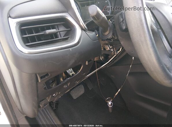 3GNAXJEV7JS573618 2018 CHEVROLET EQUINOX Белый 