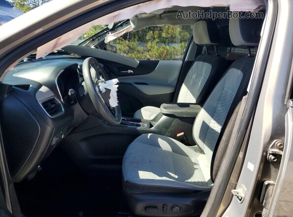 3GNAXJEV8JS561154 2018 CHEVROLET EQUINOX Серебряный Вид салона спереди