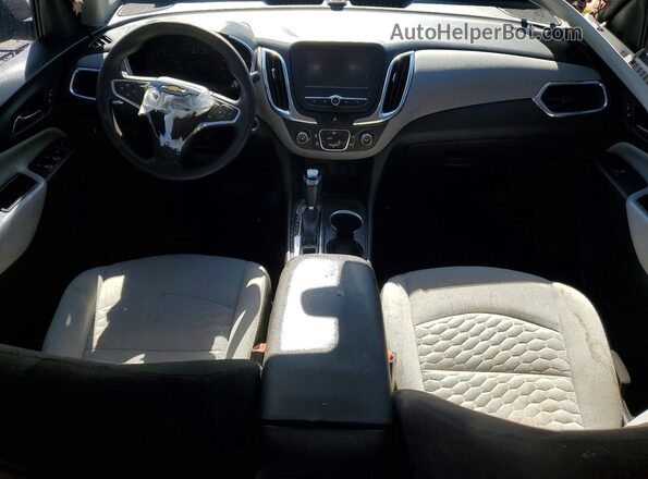 3GNAXJEV8JS561154 2018 CHEVROLET EQUINOX Серебряный Вид панели приборов