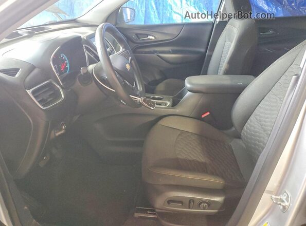 3GNAXJEV9JS644401 2018 CHEVROLET EQUINOX Серебряный Вид салона спереди
