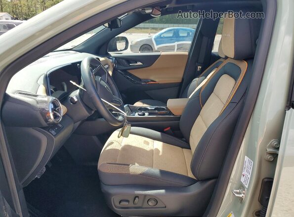3GNAXKEG2TL341092 2026 CHEVROLET EQUINOX Зеленый Вид салона спереди