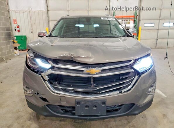 3GNAXMEV8JS500856 2018 CHEVROLET EQUINOX Серый Вид спереди