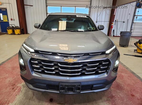 3GNAXPEG3SL131063 2025 CHEVROLET EQUINOX Серебряный Вид спереди