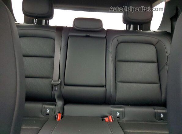 3GNAXPEG7TL259307 2026 CHEVROLET EQUINOX White Rear seats view