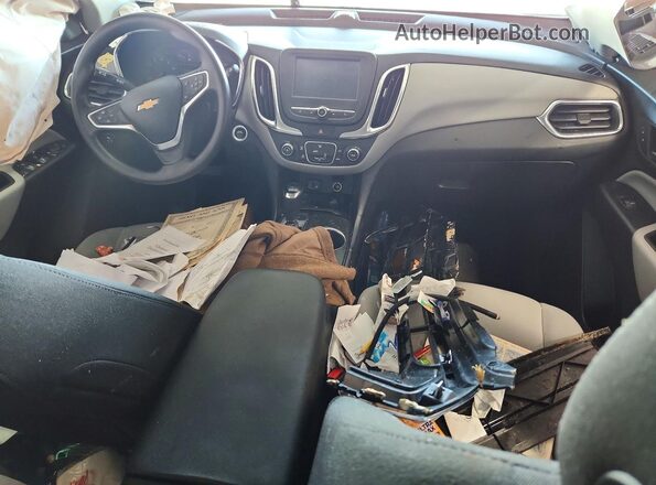 3GNAXREVXJS635799 2018 CHEVROLET EQUINOX Серебряный Вид панели приборов