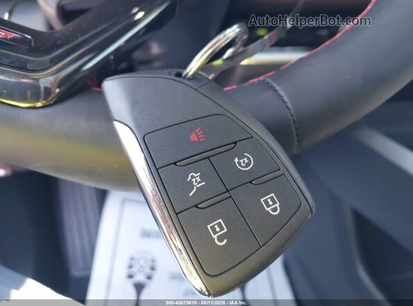 3GNAXTEG5TL277765 2026 CHEVROLET EQUINOX Red Widok deski rozdzielczej