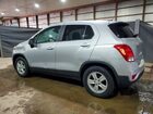 2020 Chevrolet Trax Ls Silver vin: 3GNCJKSB2LL195053
