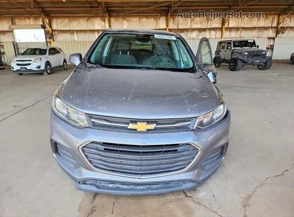 3GNCJKSB5LL207471 2020 CHEVROLET TRAX Gray Widok z przodu