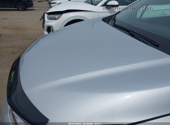 3GNCJLSB1KL264951 2019 CHEVROLET TRAX Серебряный Вид спереди