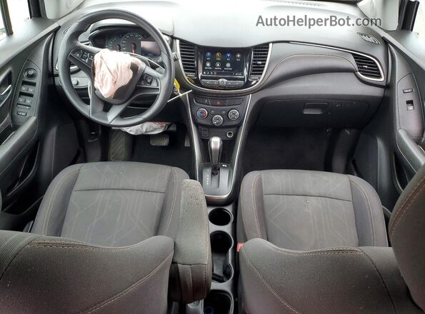 3GNCJLSB2KL351886 2019 CHEVROLET TRAX Белый Вид панели приборов