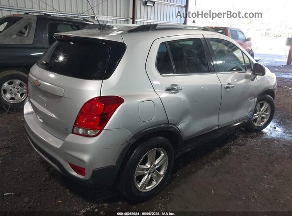 3GNCJLSB7LL326645 2020 CHEVROLET TRAX Серебряный Задняя правая четверть