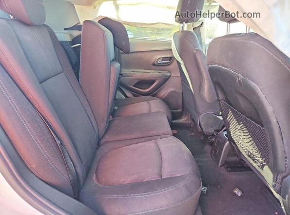 3GNCJPSB2GL187814 2016 CHEVROLET TRAX White Rear interior view