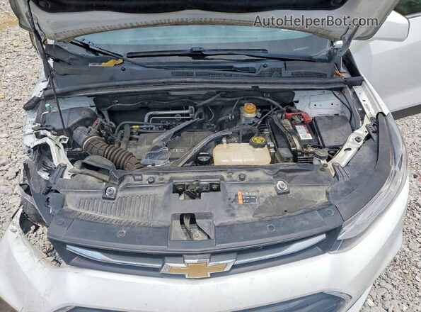 3GNCJPSB3HL239372 2017 CHEVROLET TRAX Белый Вид подкапотного пространства
