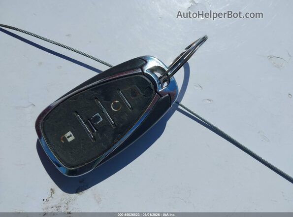 3GNCJPSB5LL232285 2020 CHEVROLET TRAX Синий Вид панели приборов