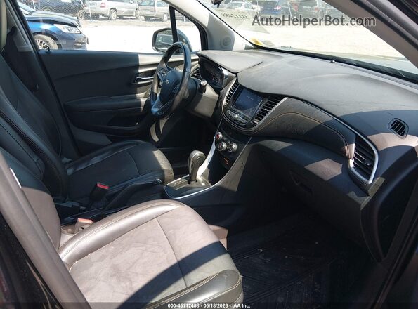 3GNCJPSB7LL301476 2020 CHEVROLET TRAX Black Вид салону спереду