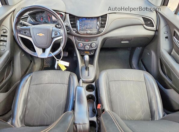 3GNCJPSBXKL239831 2019 CHEVROLET TRAX Синий Вид панели приборов
