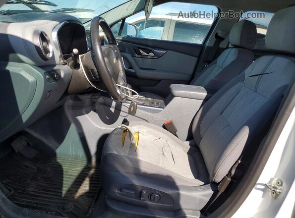 3GNKBBRA4LS689166 2020 CHEVROLET BLAZER White Widok wnętrza z przodu