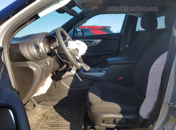 3GNKBCR40MS580141 2021 CHEVROLET BLAZER Silver Vista interior delantera