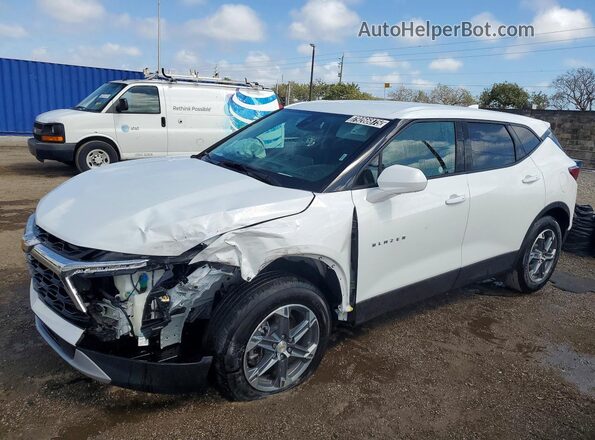 3GNKBCR42SS201637 2025 CHEVROLET BLAZER Белый Передняя левая четверть