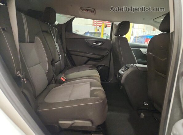3GNKBCR43SS190549 2025 CHEVROLET BLAZER Белый Вид задней части салона