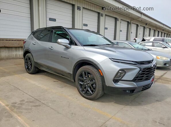 3GNKBERS0RS141104 2024 CHEVROLET BLAZER Серебряный Передняя правая четверть