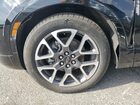 2025 Chevrolet Blazer Rs Черный vin: 3GNKBERS4SS230616 Damage: Left Front Wheel, Curb Rash, 11 To 12 Inches