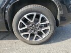 2025 Chevrolet Blazer Rs Черный vin: 3GNKBERS4SS230616 Damage: Left Rear Wheel, Curb Rash, > 12 Inches
