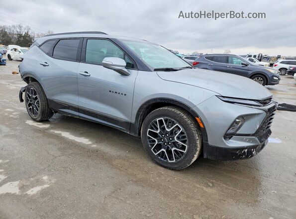 3GNKBERSXSS149958 2025 CHEVROLET BLAZER Серый Передняя правая четверть