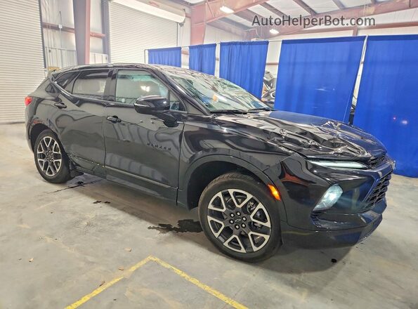 3GNKBERSXSS238199 2025 CHEVROLET BLAZER Черный Передняя правая четверть