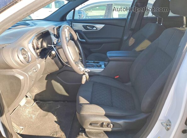 3GNKBHR45LS643665 2020 CHEVROLET BLAZER White Front interior view