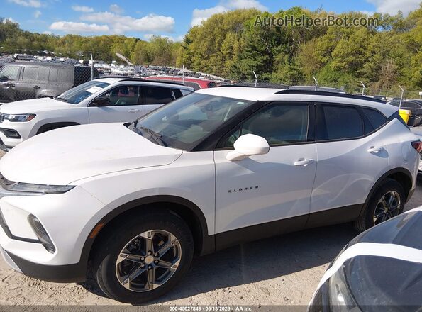3GNKBHR49PS189796 2023 CHEVROLET BLAZER Белый Панорамный вид салона 360°