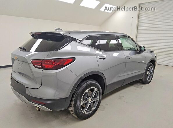 3GNKBHR4XSS218893 2025 CHEVROLET BLAZER Серый Задняя правая четверть