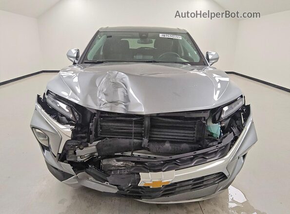 3GNKBHR4XSS218893 2025 CHEVROLET BLAZER Серый Вид спереди
