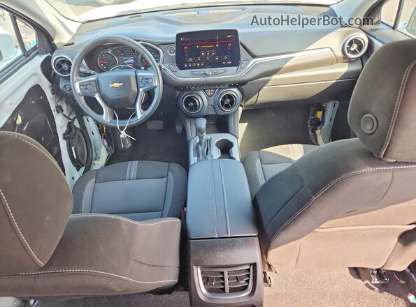 3GNKBHR4XSS230039 2025 CHEVROLET BLAZER White Вид панелі приладів