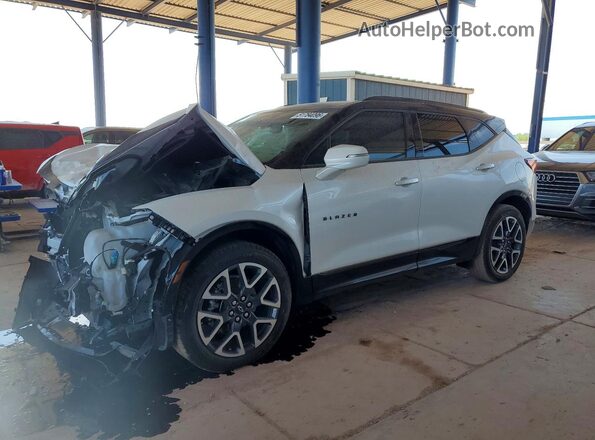 3GNKBKRS1RS268653 2024 CHEVROLET BLAZER Белый Передняя левая четверть